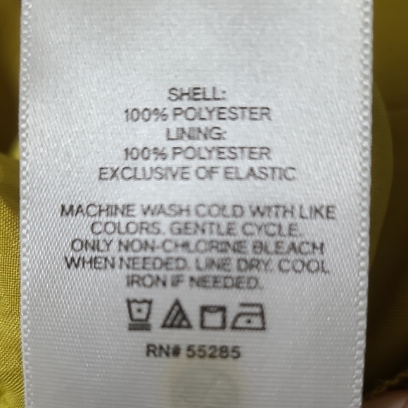 EXPRESS Floral V-Neck Long Sleeve Smocked Cuff Peplum Lined Blouse - Size Medium - Picture 12 of 12